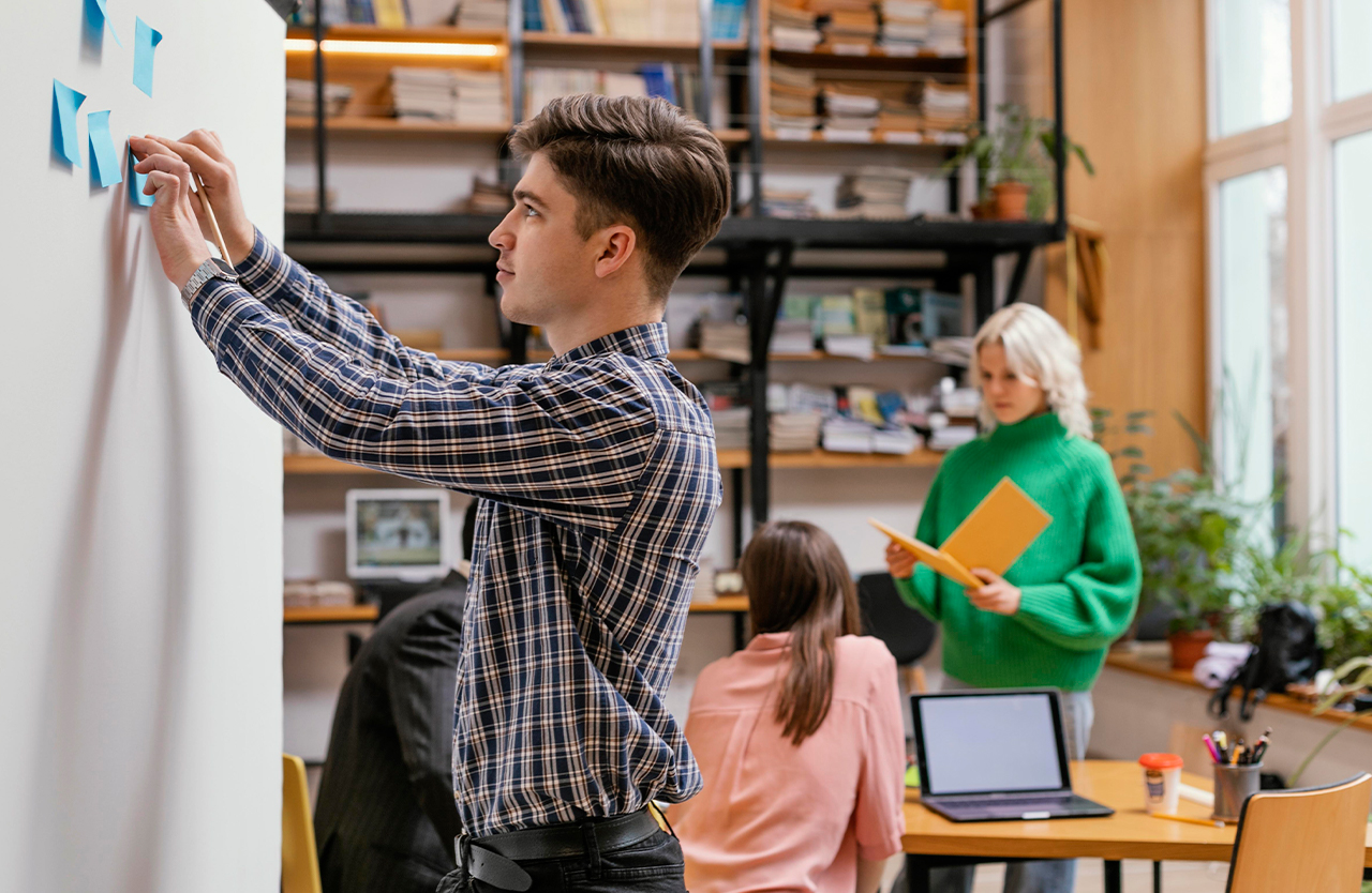Actualización docente en Desarrollos de Procesos de Enseñanza aprendizaje por Competencias.